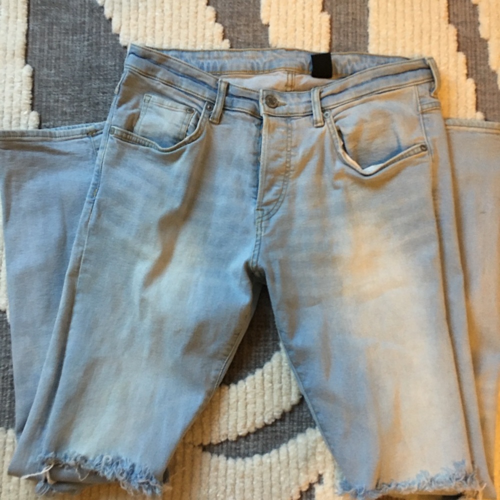 Light Blue Distressed Women's Jeans
